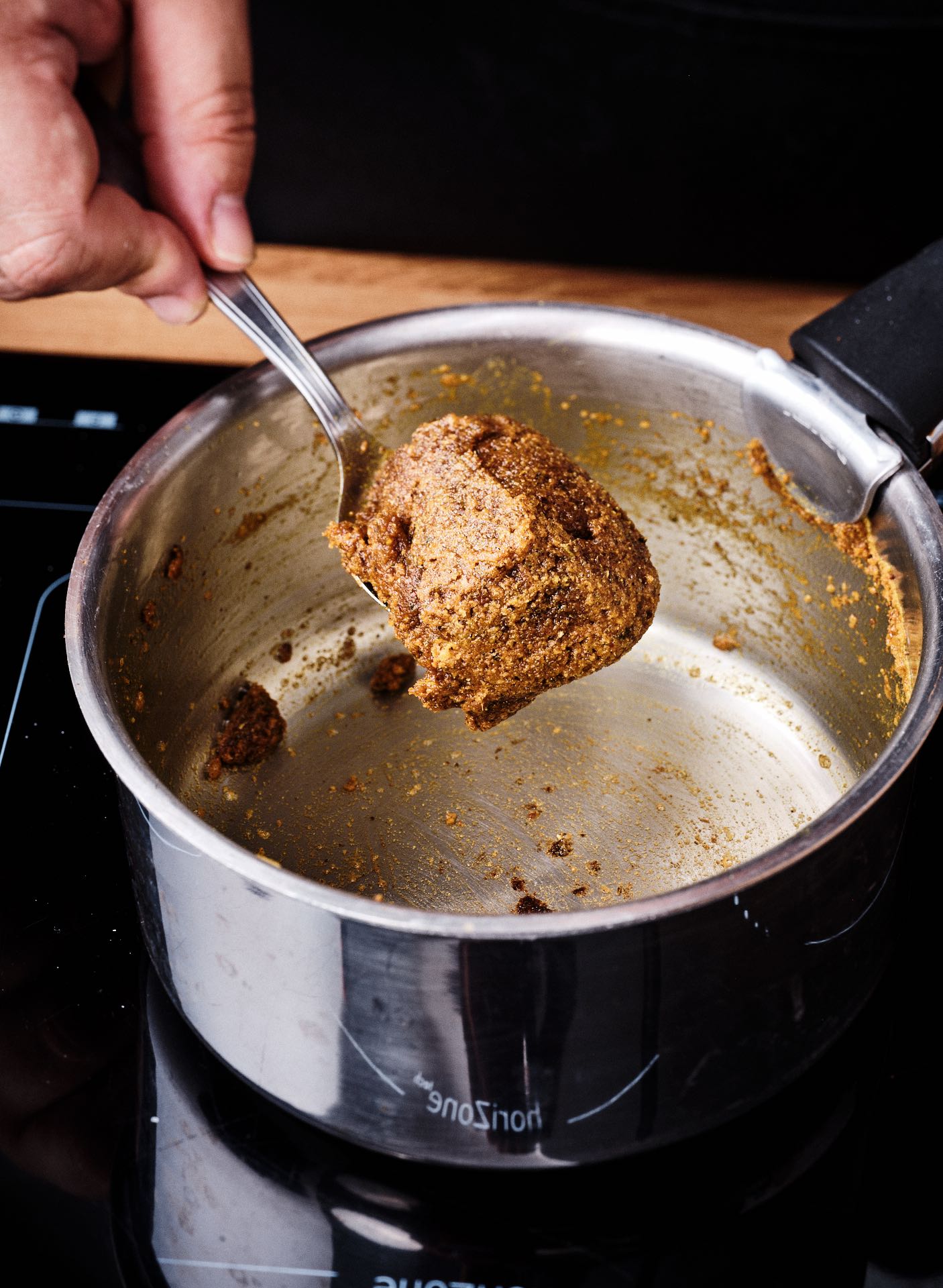 Roux curry maison — photo Nicolas Lobbestael
